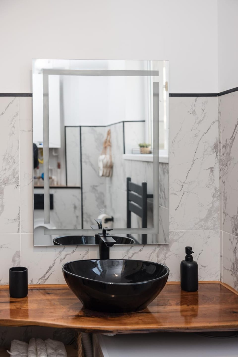 Bathroom, Location