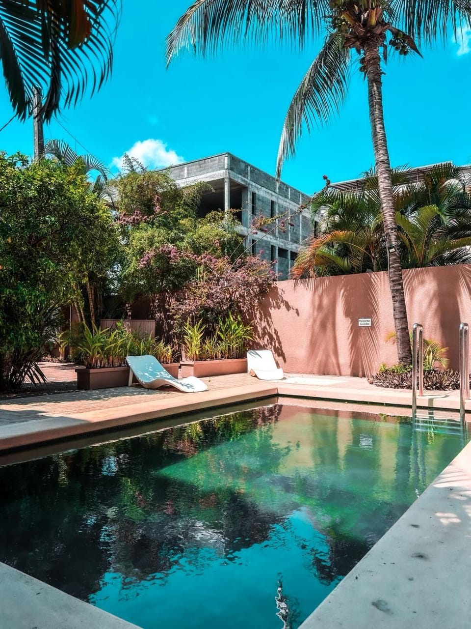 Coastal Charm Apartment l 2 Bedrooms situated on second floor l Mont Choisy l Shared Pool l Fully Equipped Kitchen l Parking Space l Close to all amenities Apartment in Trou-aux-Biches