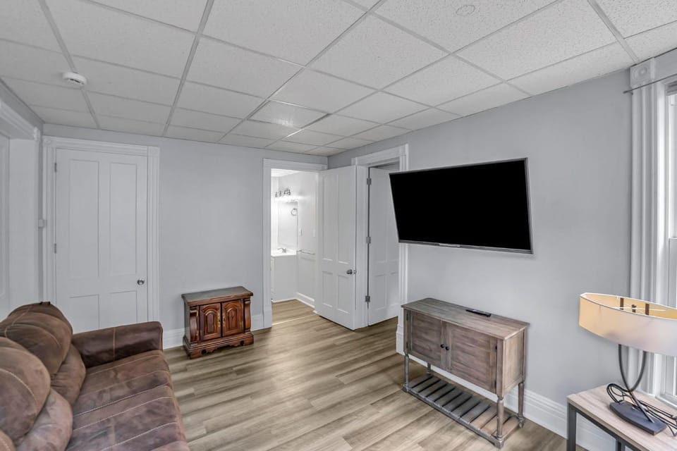 Division Champs 2 - All Star Baseball Rentals Apartment in Oneonta
