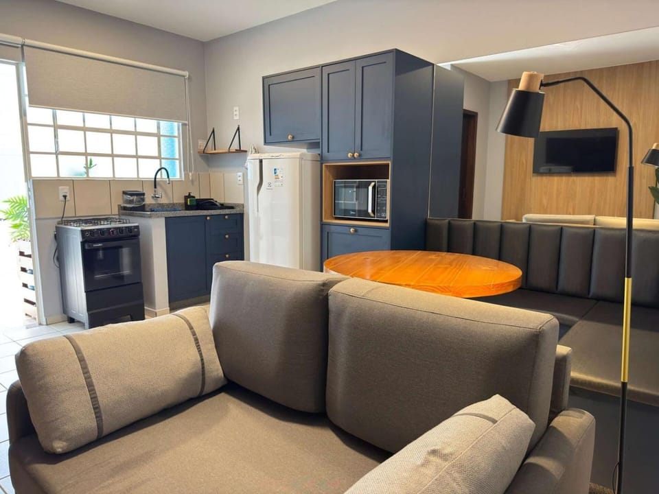 Studio UNI 106 - Unipar, Lago e Shopping Apartment in State of Paraná