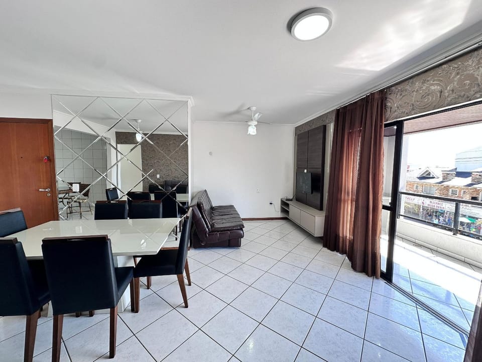 B483 - Apartamento de 3 quartos próximo à praia Apartment in Bombinhas