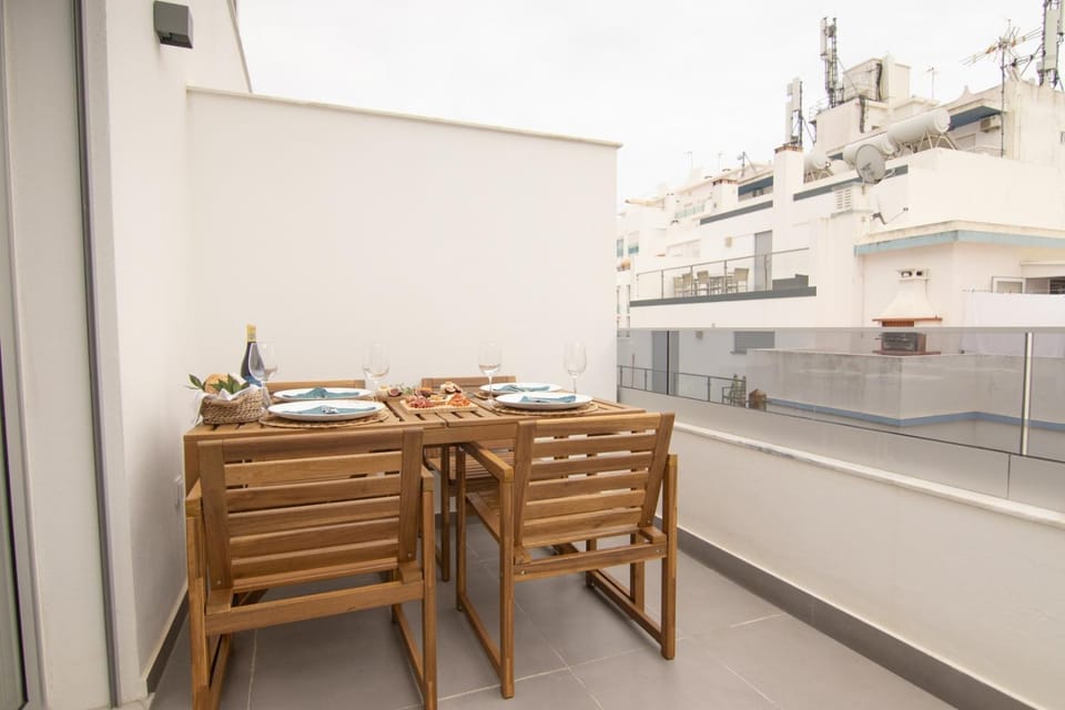 Balcony/Terrace, Dining area