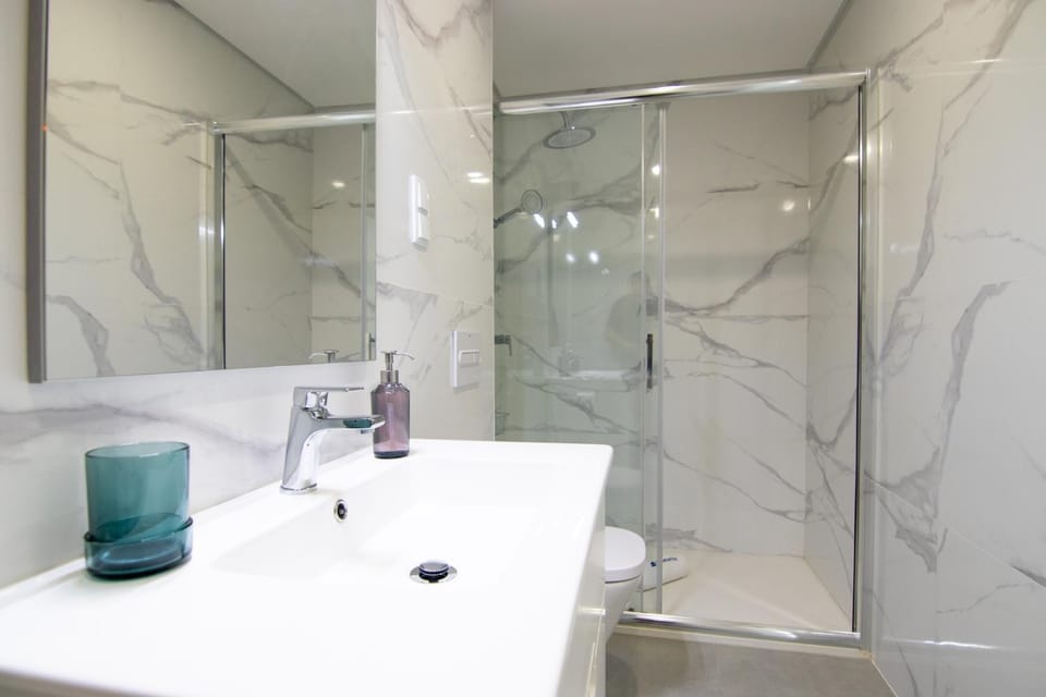 Shower, Bathroom