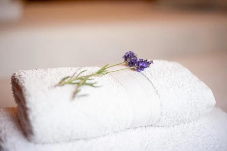Decorative detail, towels