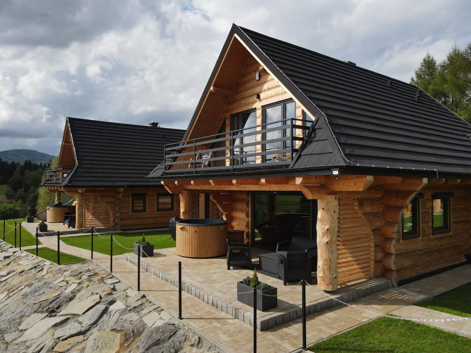 Property building, Day, Natural landscape