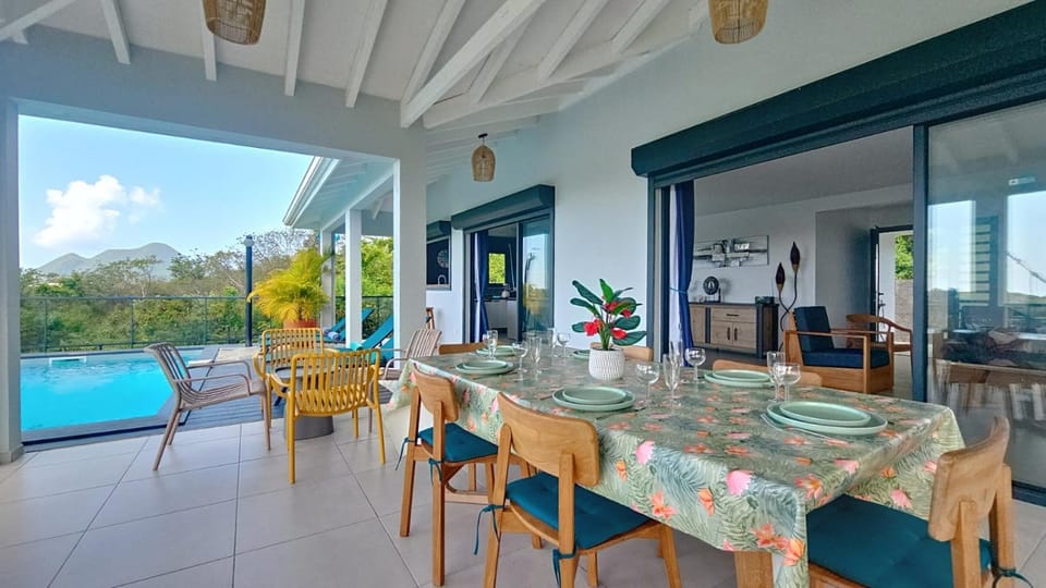 Balcony/Terrace, Dining area
