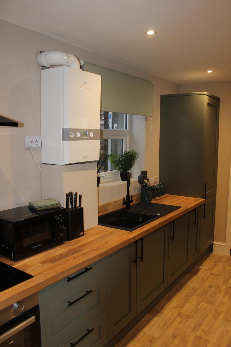 Blackburn Retreat Hot Tub Couples Retreat Apartment in Bridlington