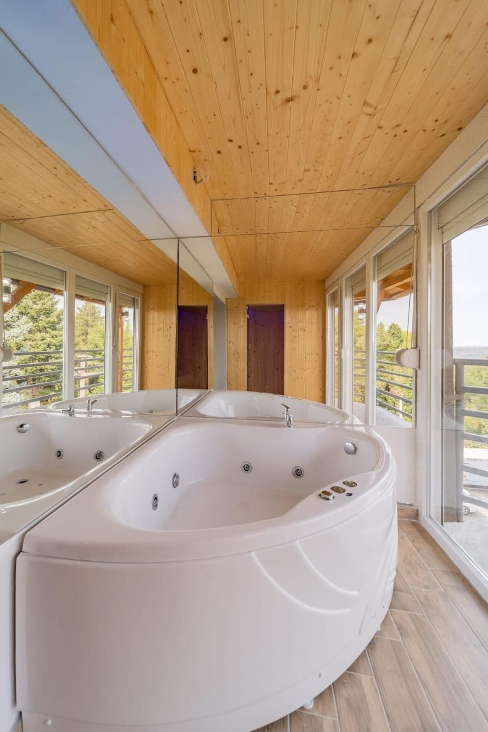 Natural landscape, Hot Tub, Bathroom, Bath