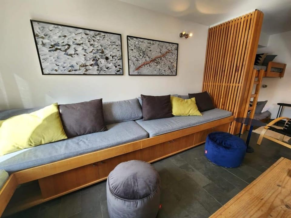 HOM I Departamento Valle Nevado con uso de Piscina Apartment in San Jose de Maipo
