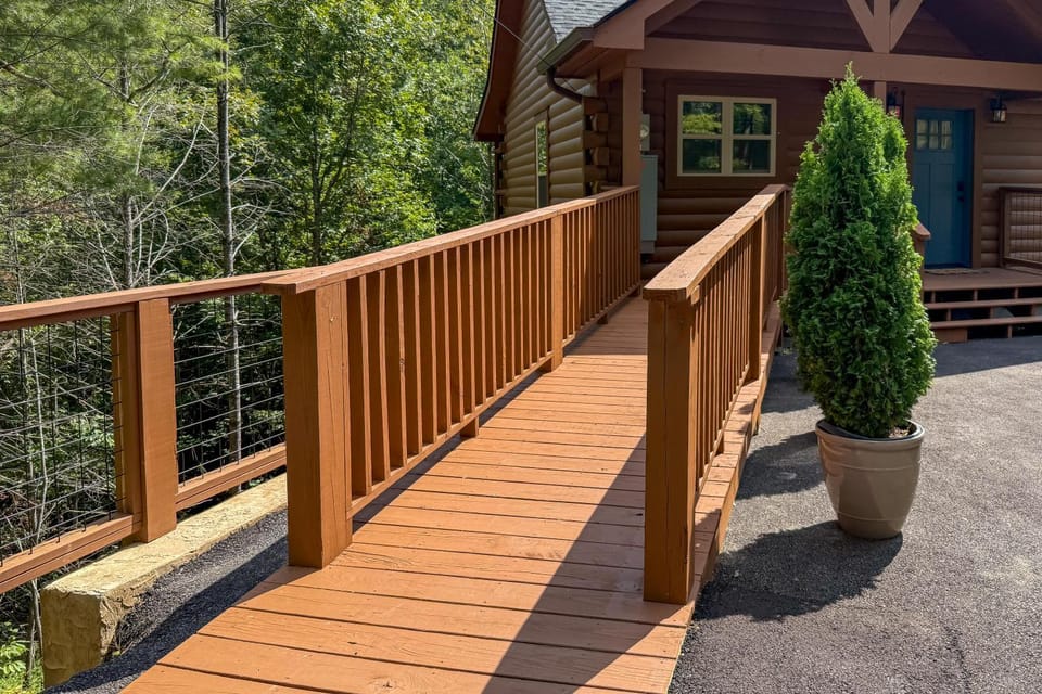 Harvest Moon II Chalet in Pigeon Forge