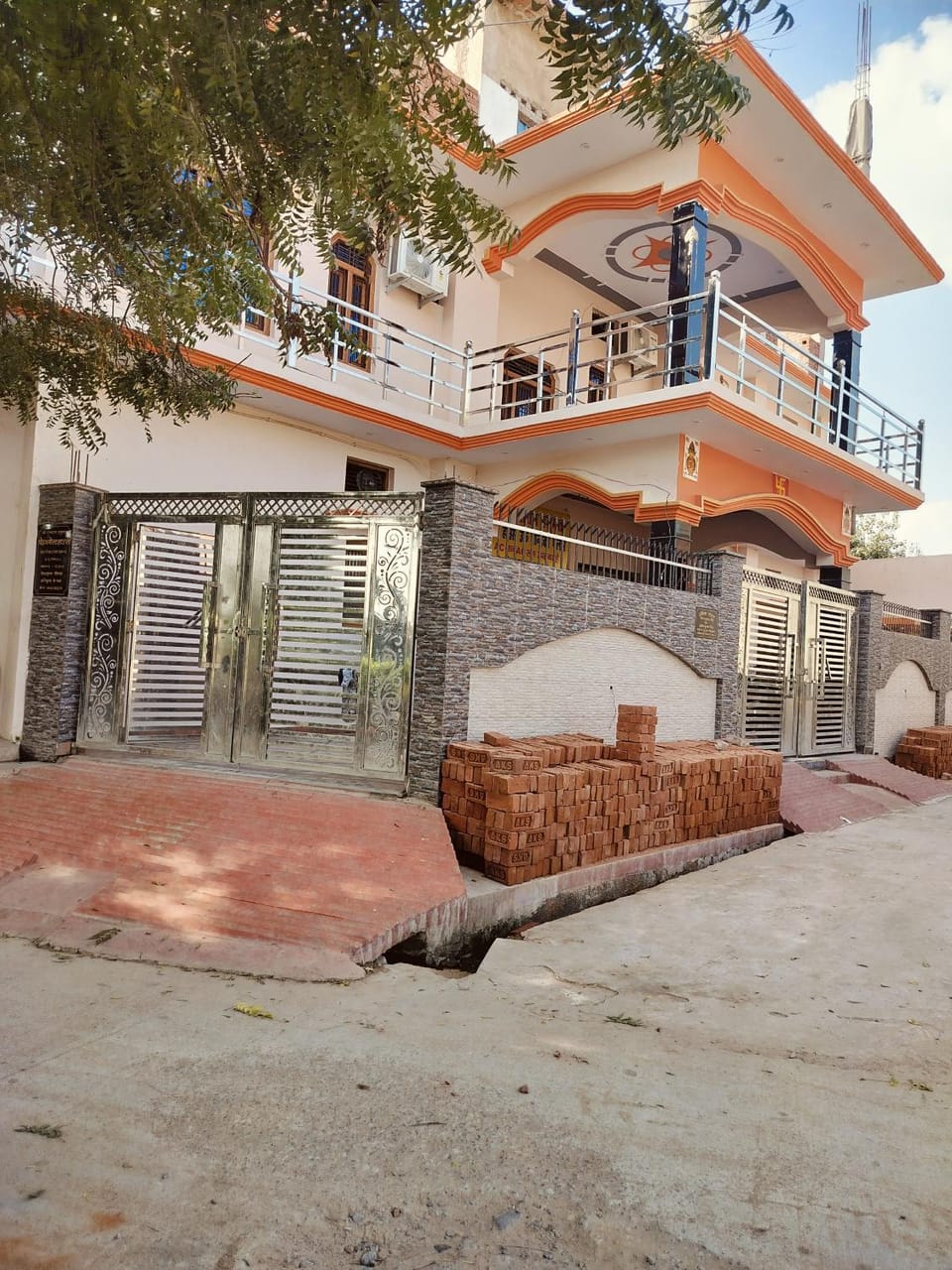 Chandrika Palace Agnikund Near Ayodhya Dham junction UTTAR PRADESH Vacation rental in Uttar Pradesh
