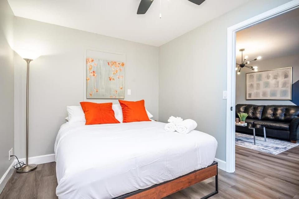 Bed, Bedroom