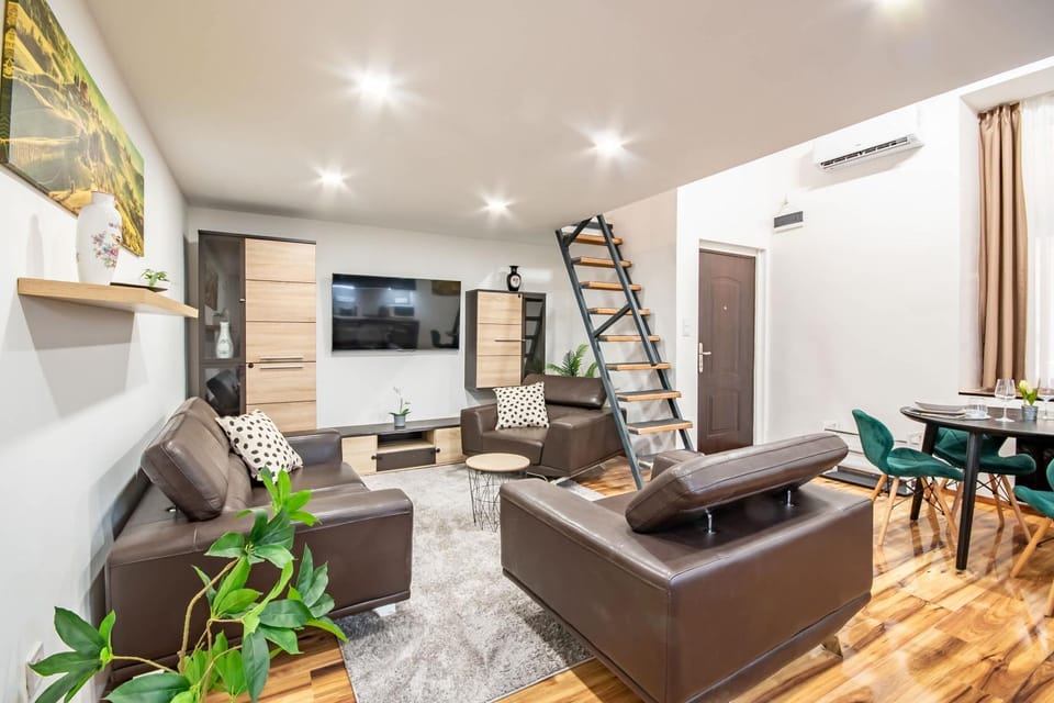 Cozy Nest for Couples Apartment in Budapest