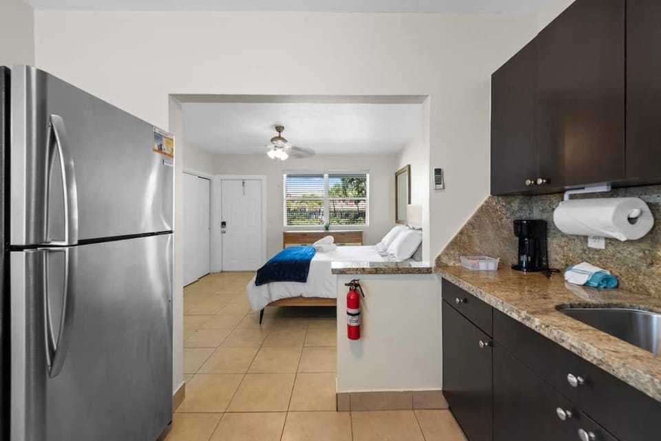 Cozy Studio in Lake With Pool & BBQ Apartment in Lantana