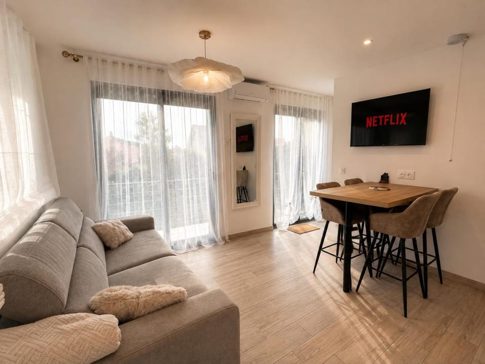 Week-end Disney à 10 min du Parc, séjour en couple ou famille , 2 nuits faciles avec parking privé Apartment in Île-de-France