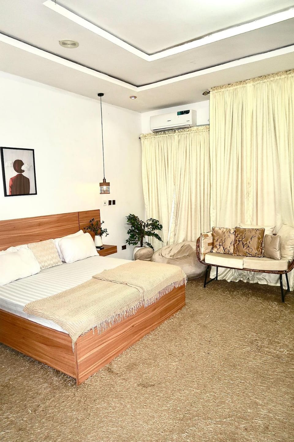 Bedroom, air conditioner
