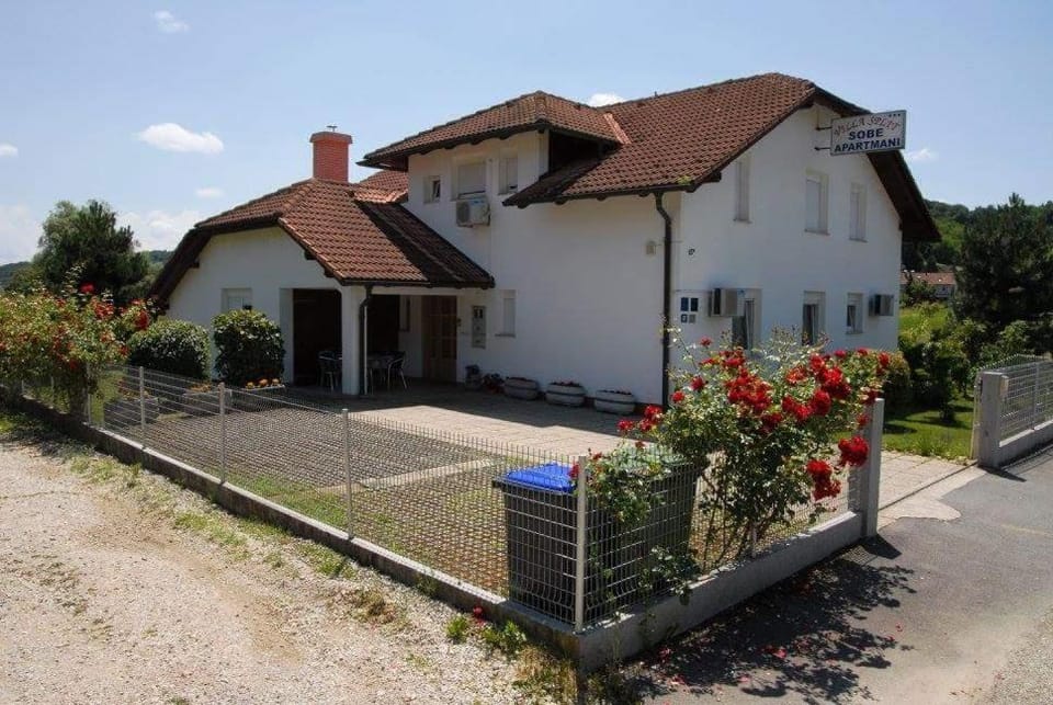 Apartments Villa Split Apartment in Slovenia