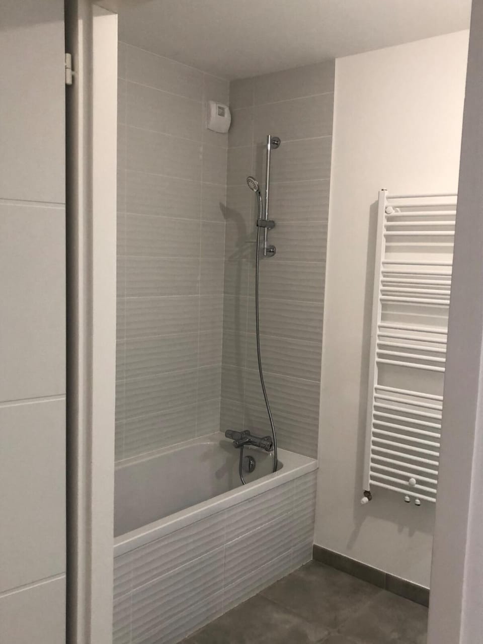 New and spacious appartment 1 room St Mihiel Apartment in Nantes