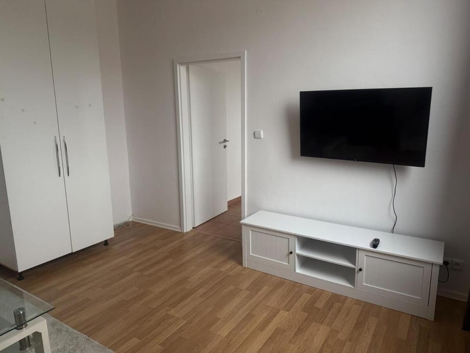 TV and multimedia, wardrobe