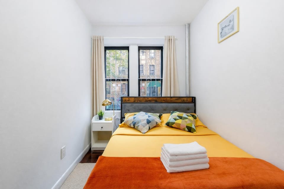 2BD Manhattan Valley Hideaway Apartment in Upper West Side