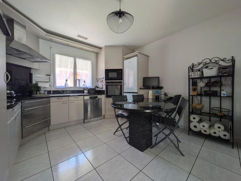 Maison avec piscine pour 16 le barcares Villa in Le Barcarès