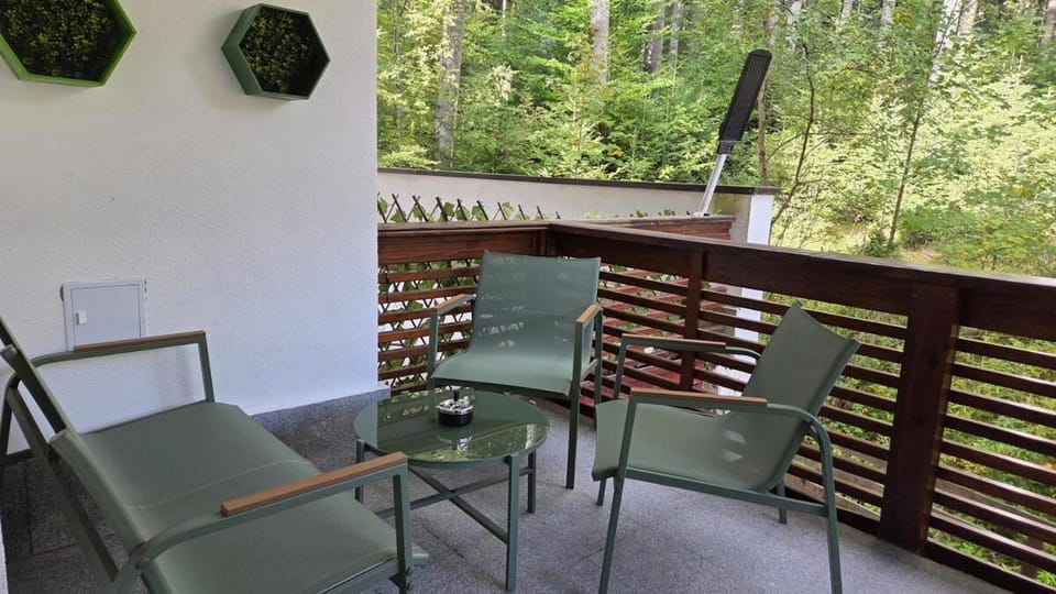 Ari Studio Clabucet Apartment in Prahova, Romania