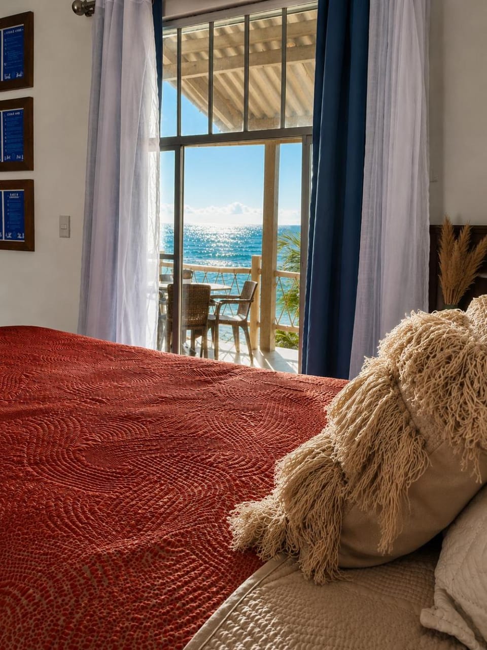Natural landscape, View (from property/room), Photo of the whole room, Bedroom, Sea view