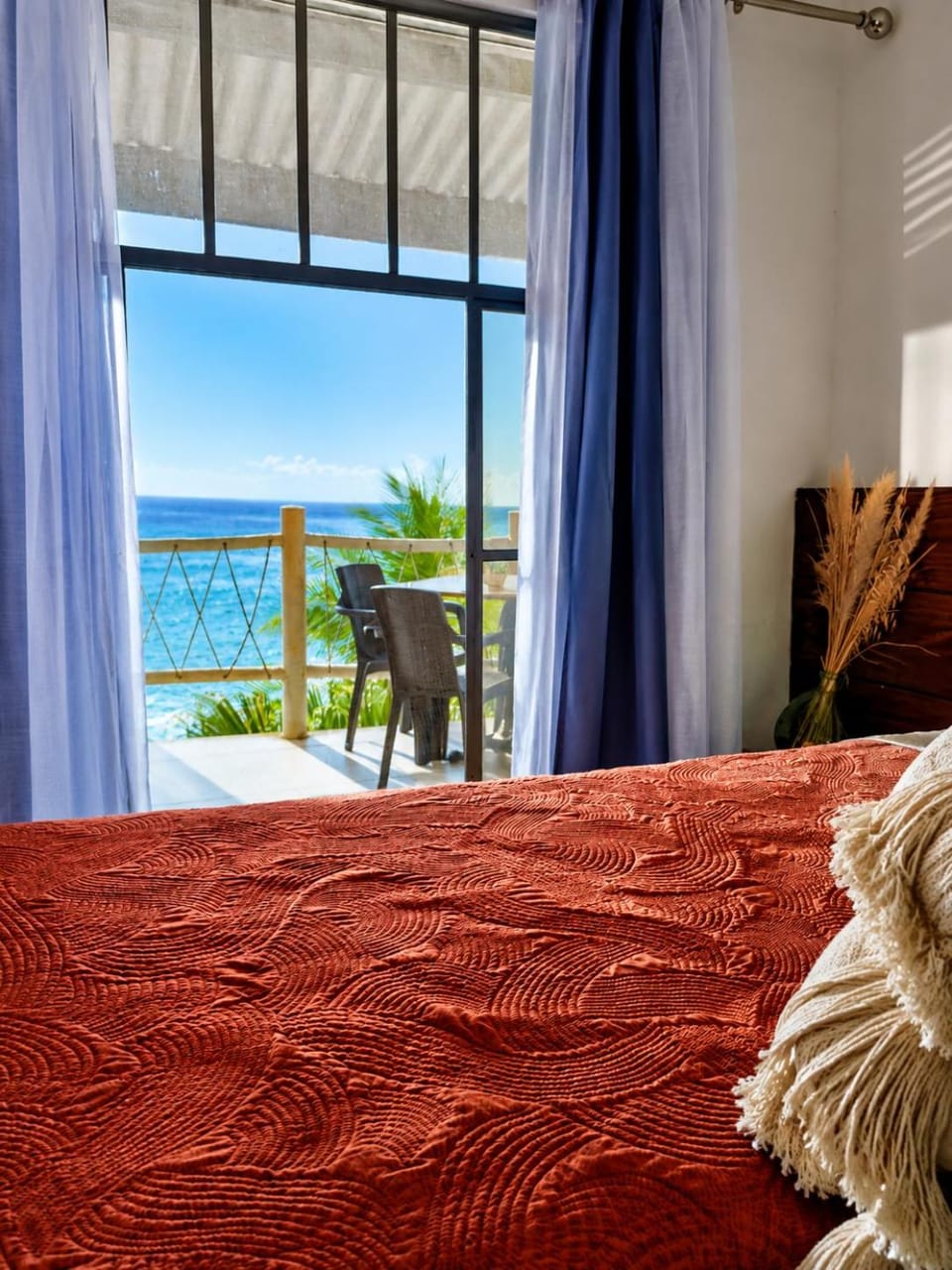 Natural landscape, Photo of the whole room, Bedroom, Sea view
