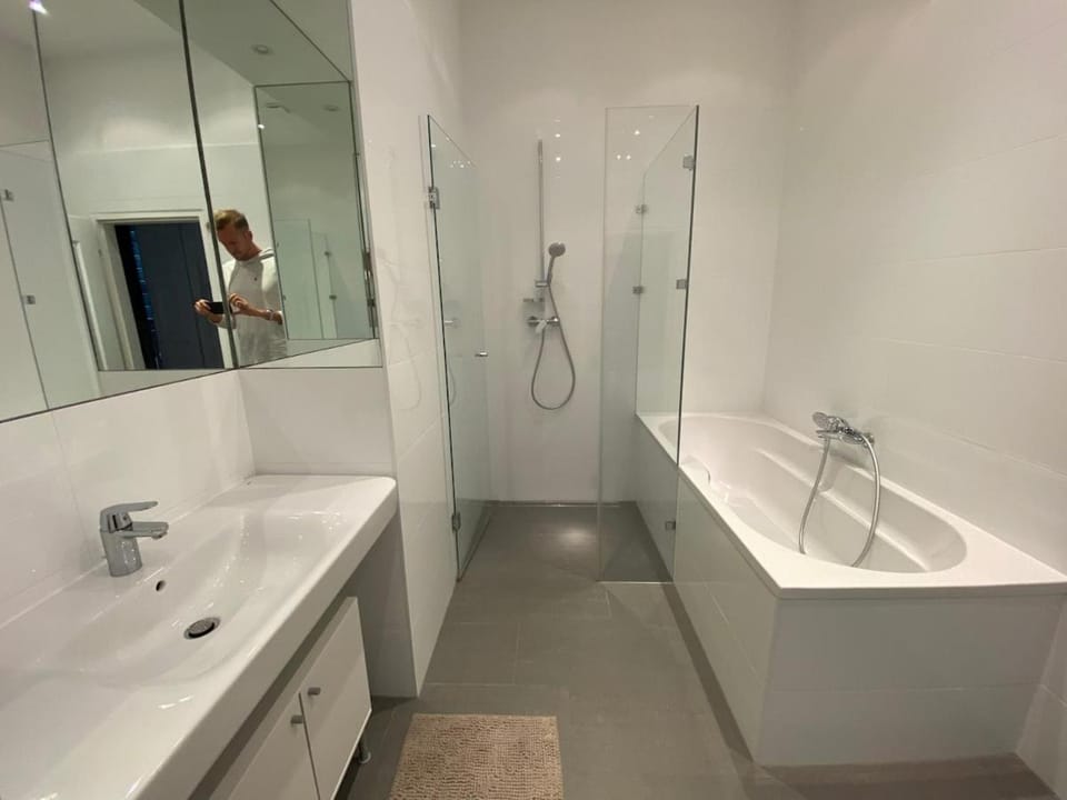 Shower, Bathroom, Bath
