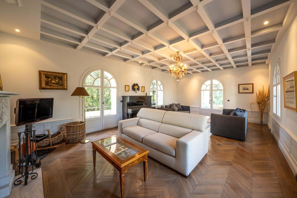 Magnifique Villa a Biot Villa in Valbonne