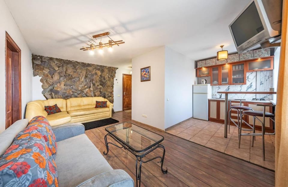 Apartment by the Dnipro Riverfront in Historic Podil Apartment in Kiev City - Kyiv