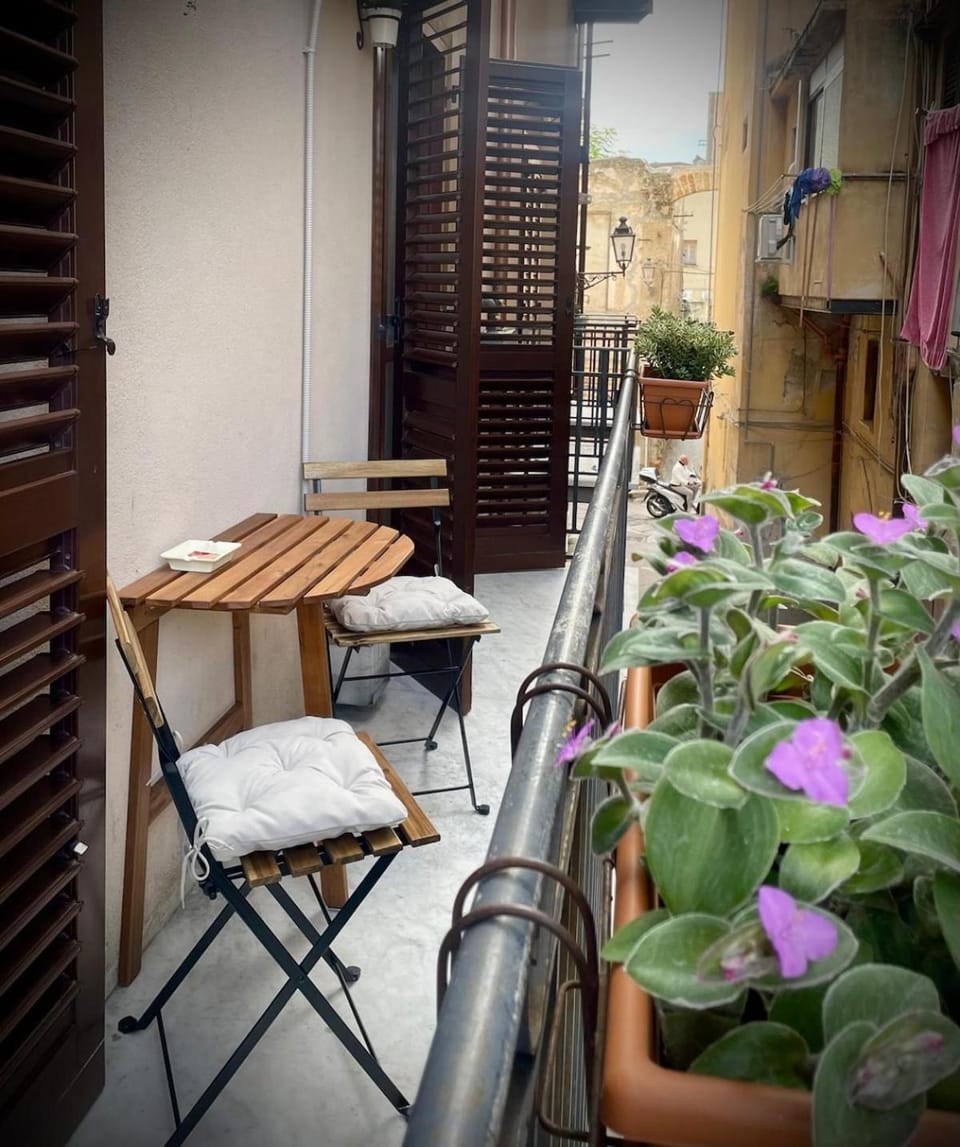 Day, Balcony/Terrace