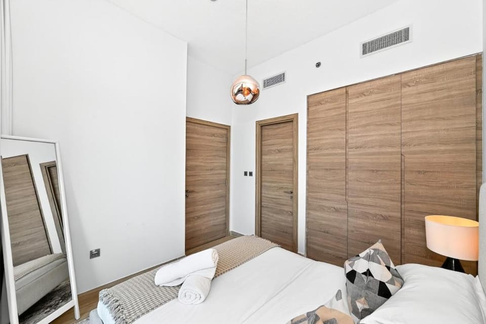 Dubai Marina Living 1BR near JBR Apartment in Dubai