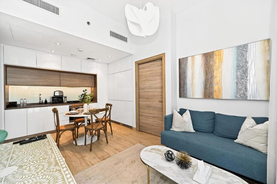 Dubai Marina Living 1BR near JBR Apartment in Dubai
