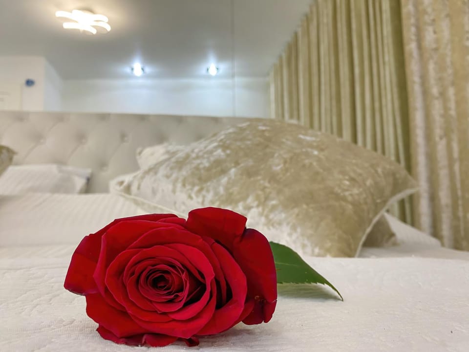Bed, Bedroom, wedding