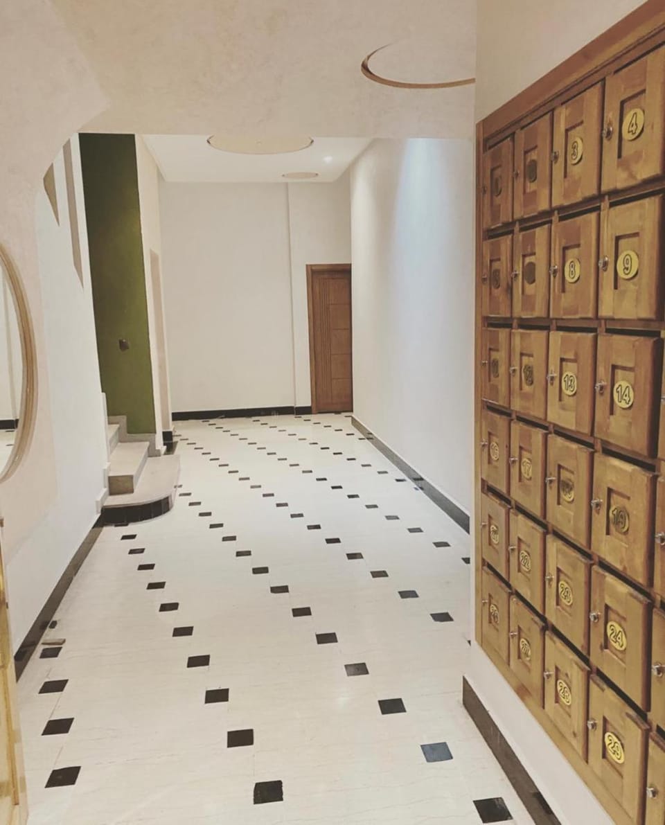 Appartement lux résidence fermée sécurisé parking gratuit Apartment in Fes