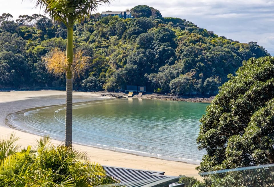 The Cottage - Oneroa's Best Viewpoint House in Auckland Region
