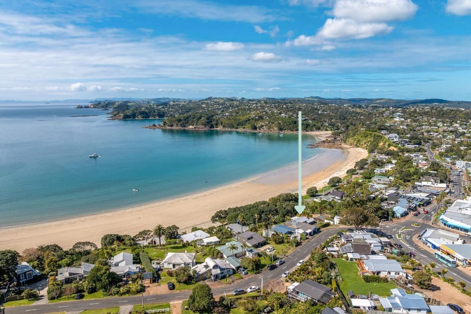 The Cottage - Oneroa's Best Viewpoint House in Auckland Region