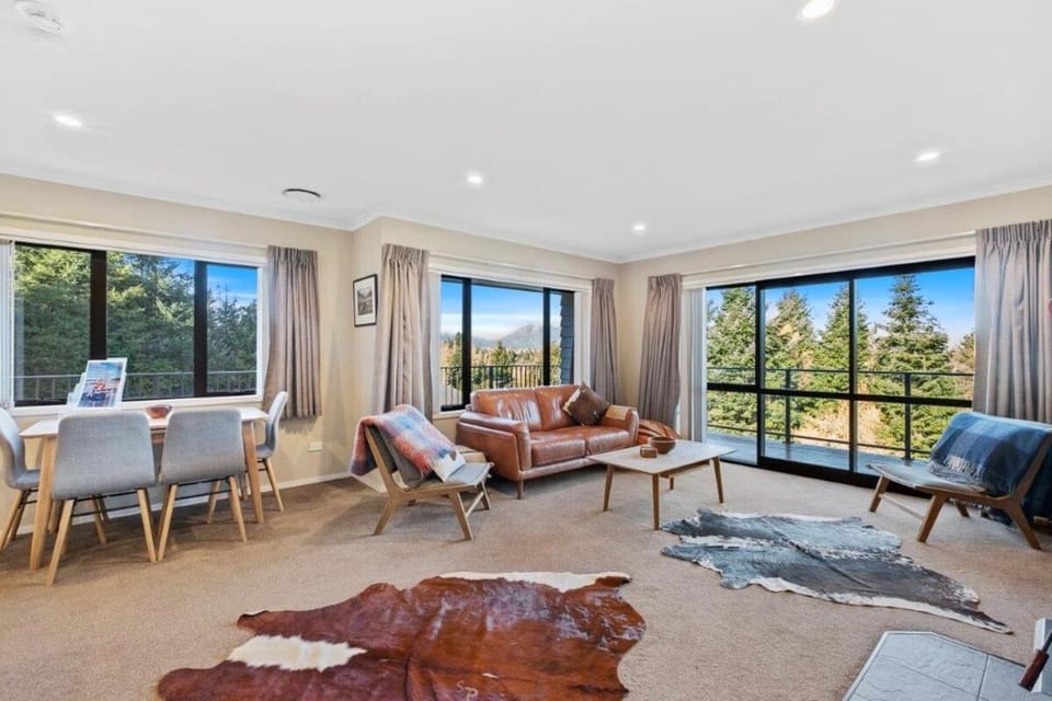 50 Alpine Avenue House in Hanmer Springs