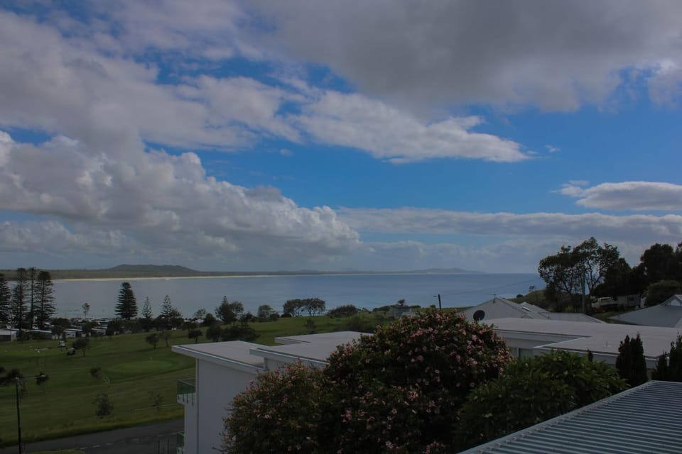 Perfect Break - upstairs only House in Crescent Head