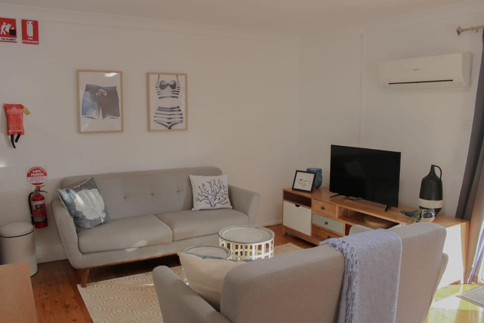 Manyana both units at Crescent Head House in Crescent Head