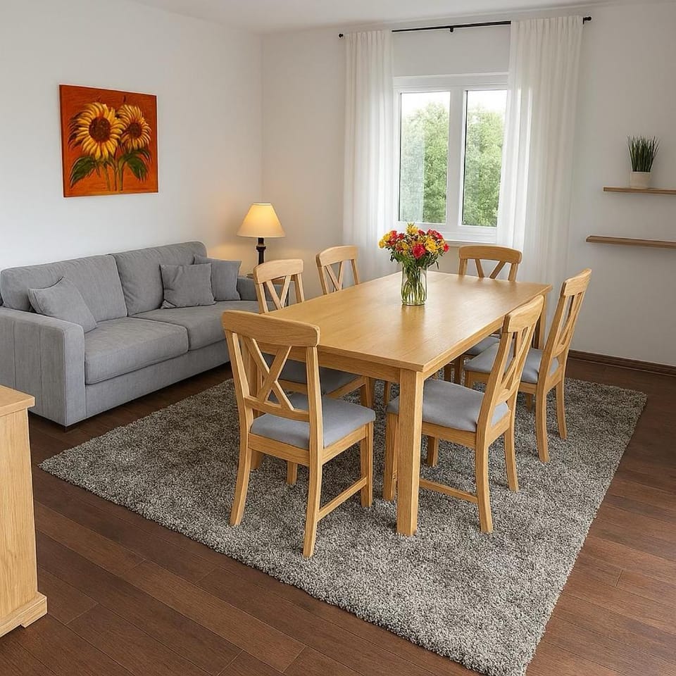 Living room, Seating area, Dining area
