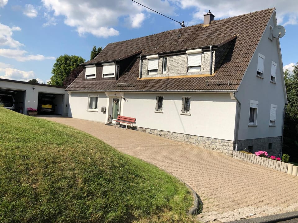 Westerwald Apartments - Das große Ferienhaus, zentral und ruhig, einfach gut! Apartment in Rhineland-Palatinate