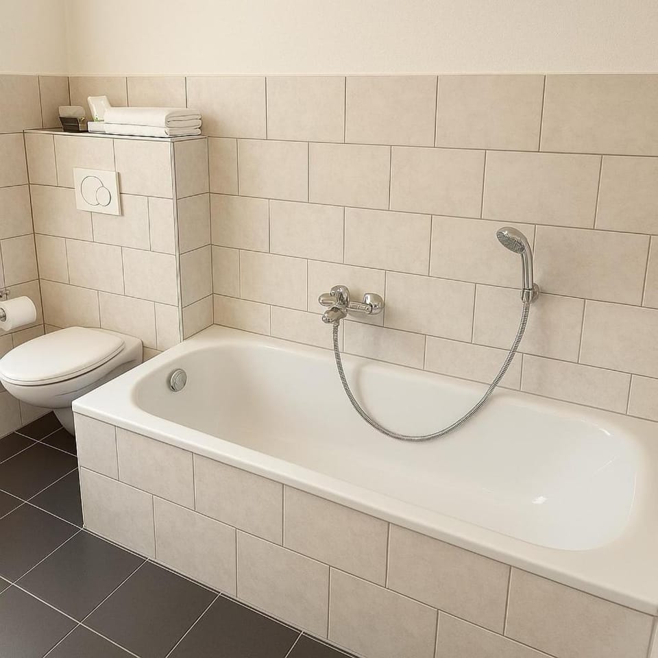 Bathroom, Bath