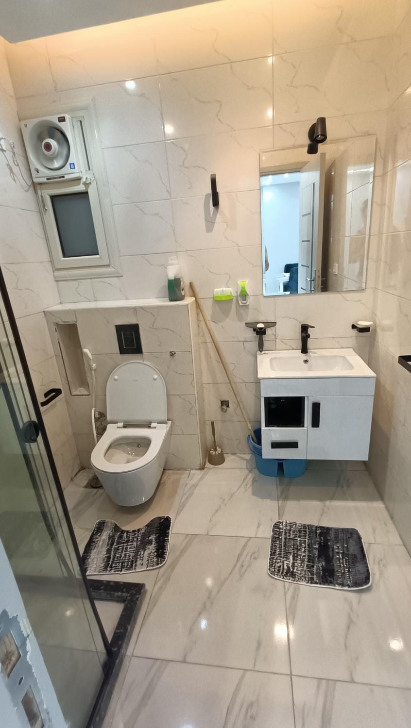 Shower, Toilet, Bathroom