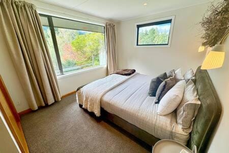 49 Chalet Crescent House in Hanmer Springs