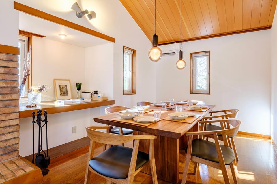 Villa Lina - 北軽井沢で四季折々の自然を楽しむプライベート貸別荘 最大6名 Apartment in Nagano Prefecture