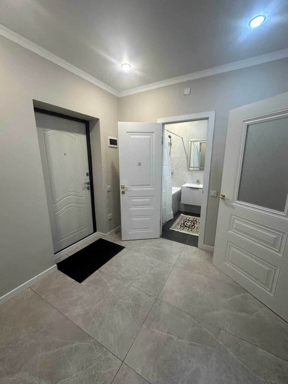 Квартира 1 комнатная евро-двушка Apartment in Almaty