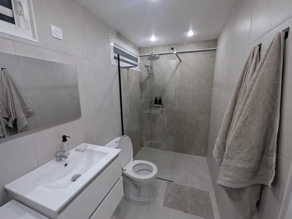 Solaya, Between beach and comfort, Gosier, Studio Apartment in Le Gosier