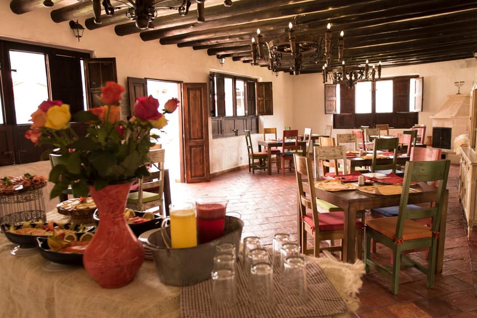 Restaurant/places to eat, Restaurant/places to eat